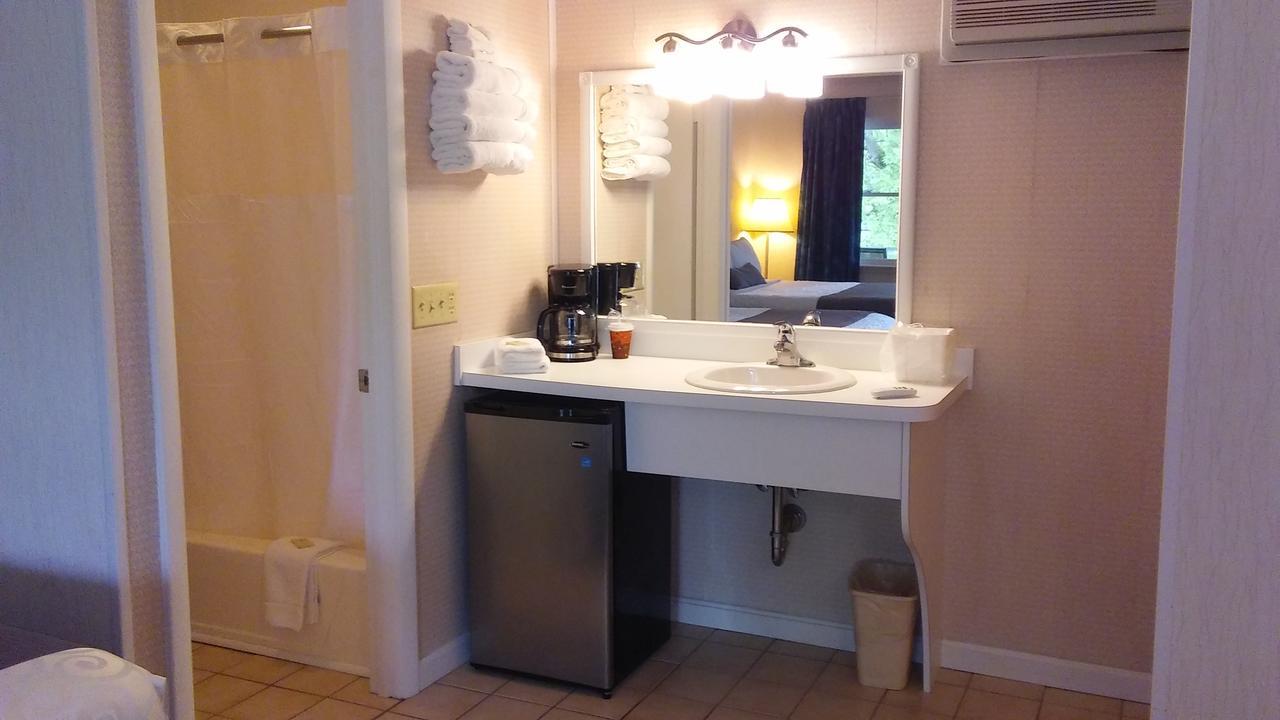 Sea Shell Motel Chincoteague Buitenkant foto